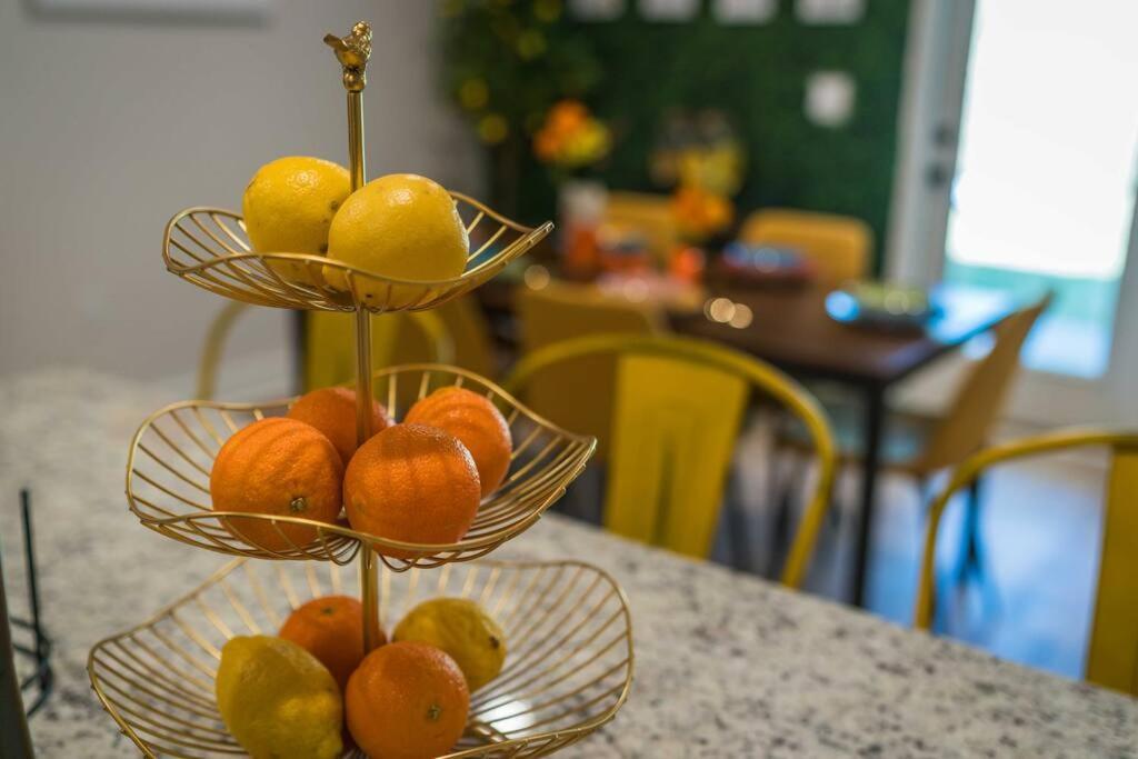Hébergement de vacances Citrus Cottage: Comfy - Hwy 10 - Peaceful Retreat *